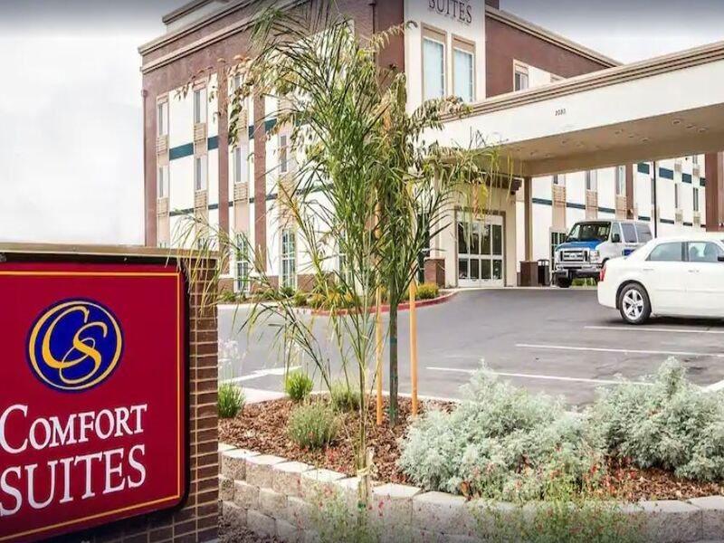 Comfort Suites Woodland - Sacramento Airport Екстер'єр фото