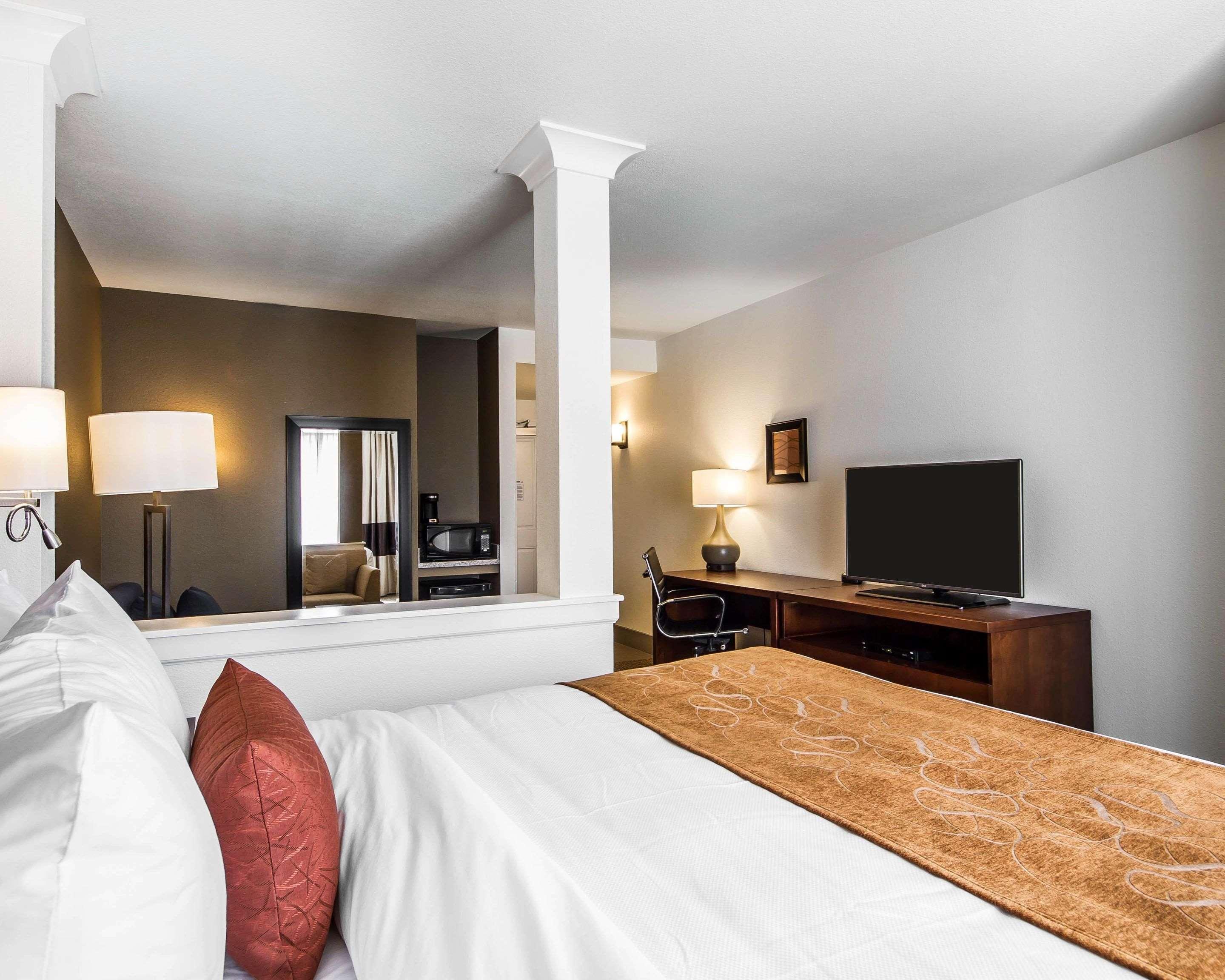 Comfort Suites Woodland - Sacramento Airport Екстер'єр фото