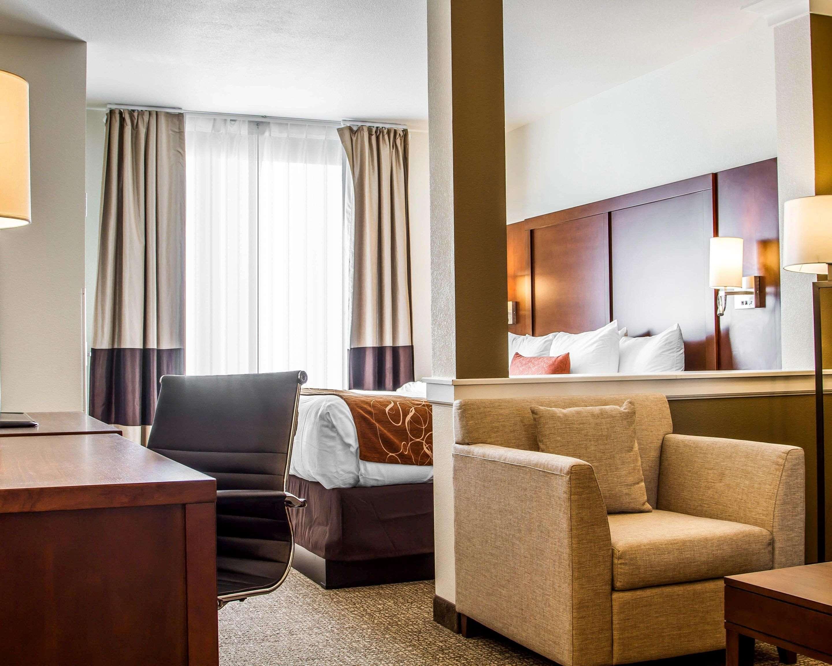Comfort Suites Woodland - Sacramento Airport Екстер'єр фото