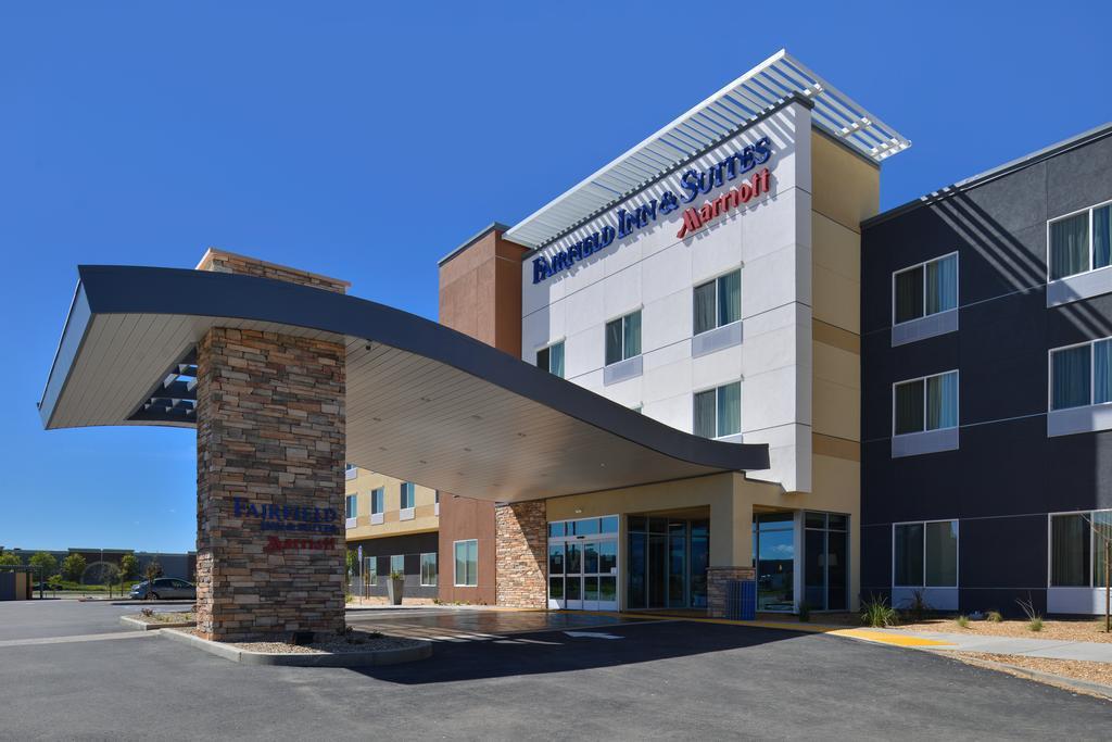 Comfort Suites Woodland - Sacramento Airport Екстер'єр фото