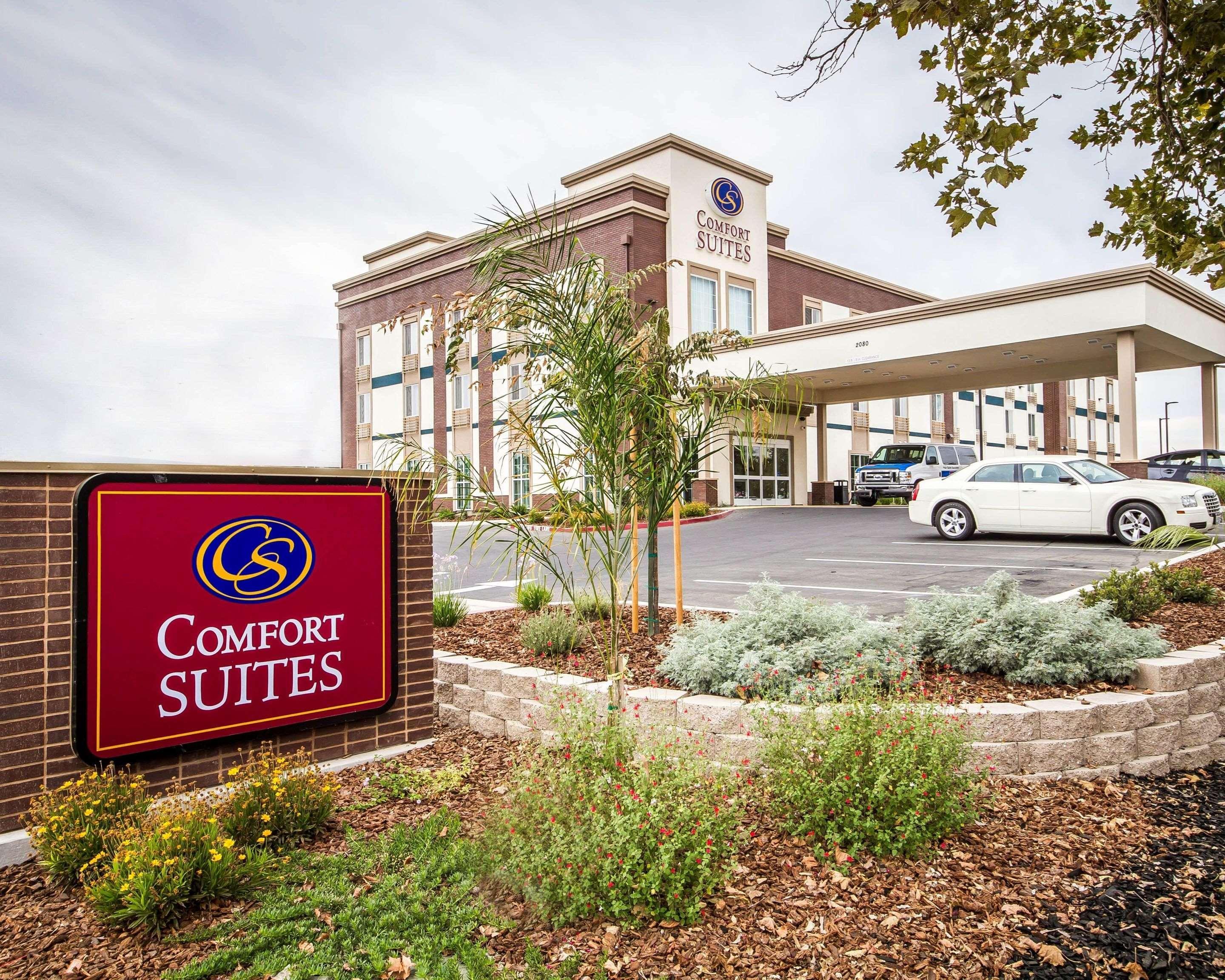 Comfort Suites Woodland - Sacramento Airport Екстер'єр фото