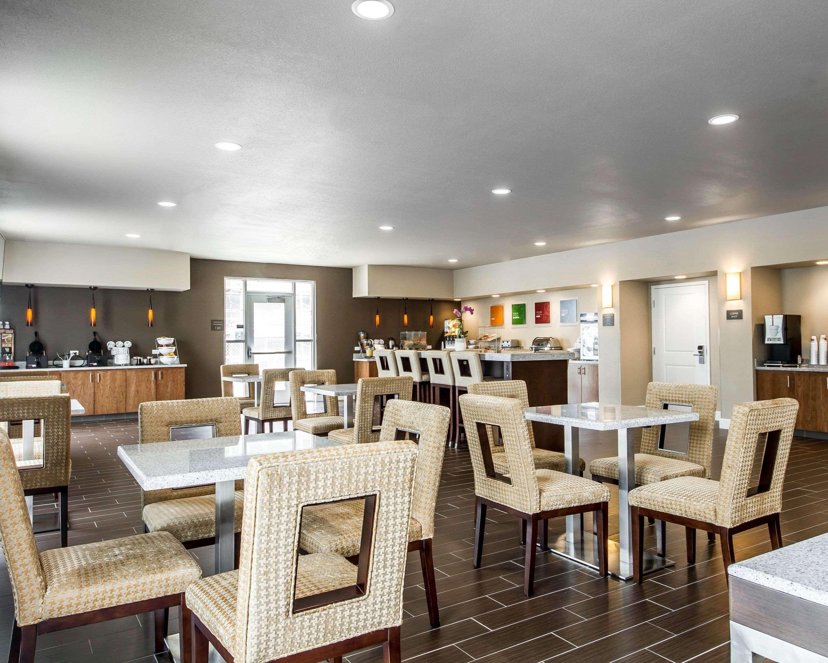 Comfort Suites Woodland - Sacramento Airport Екстер'єр фото