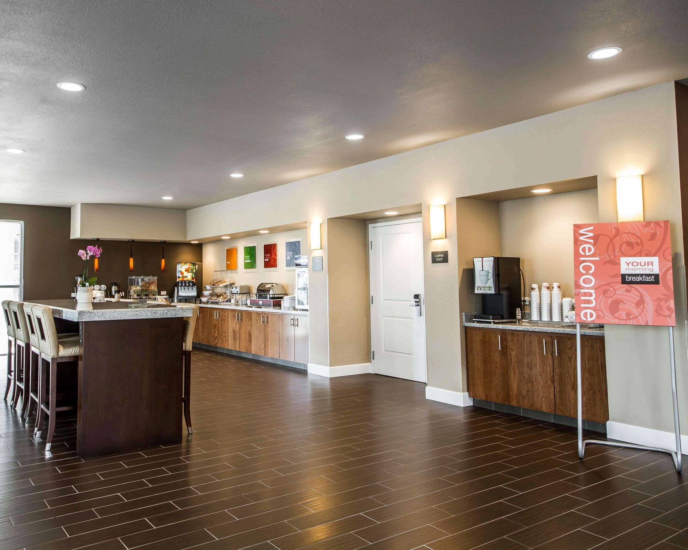 Comfort Suites Woodland - Sacramento Airport Екстер'єр фото