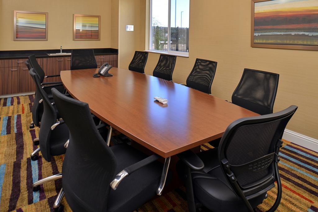 Comfort Suites Woodland - Sacramento Airport Екстер'єр фото