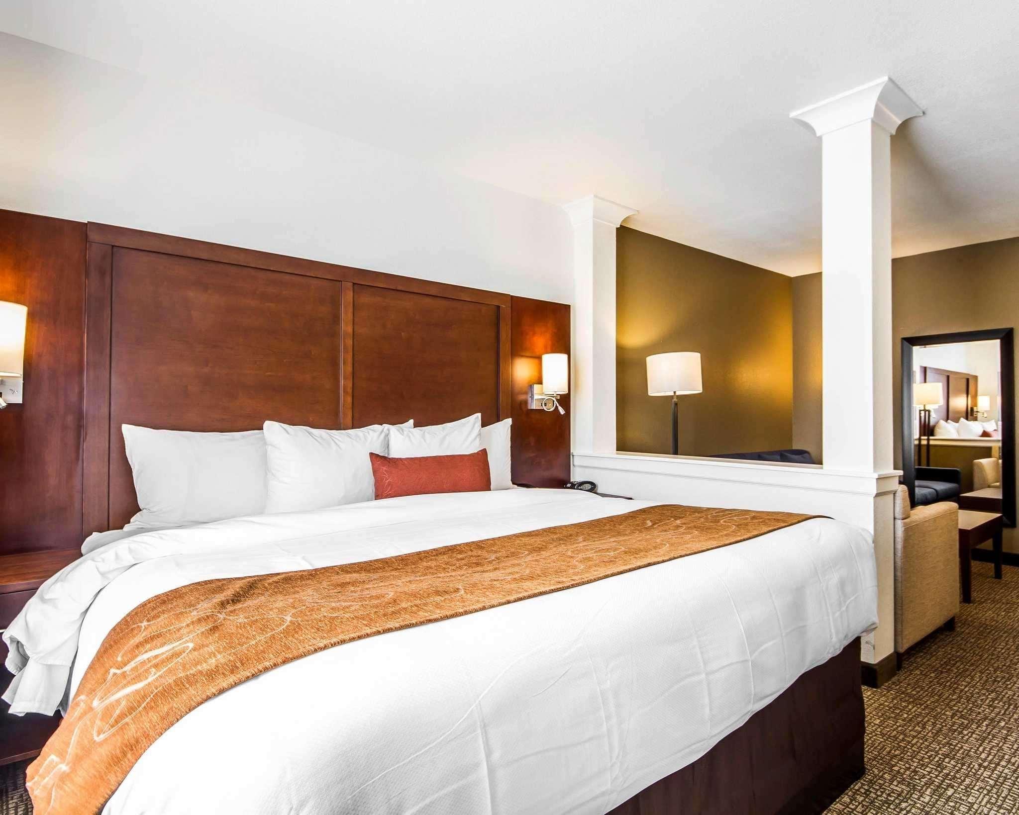 Comfort Suites Woodland - Sacramento Airport Екстер'єр фото