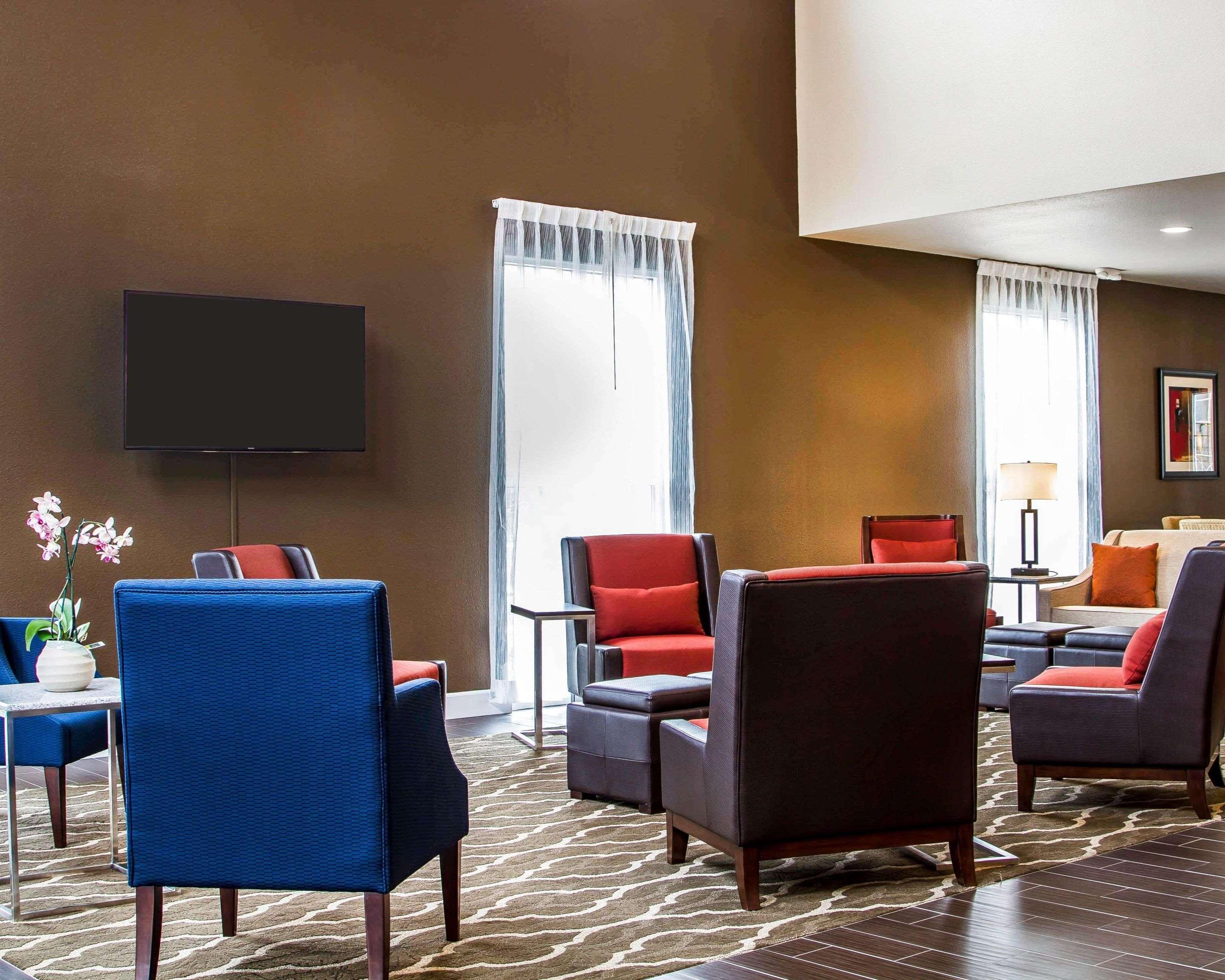 Comfort Suites Woodland - Sacramento Airport Екстер'єр фото