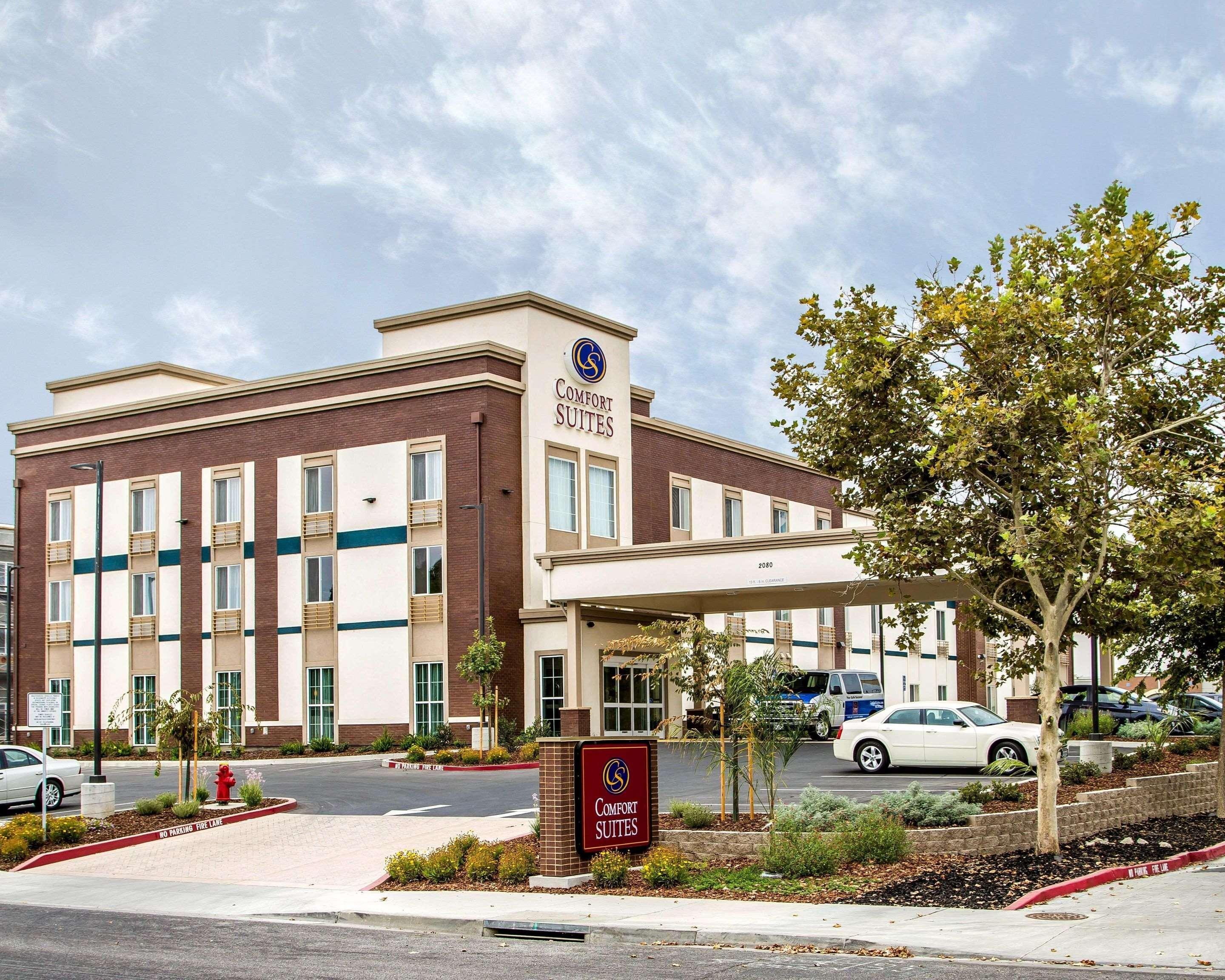 Comfort Suites Woodland - Sacramento Airport Екстер'єр фото